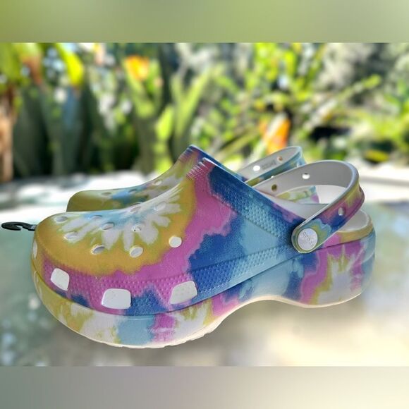 Crocs Classic Platform Tie Dye Clogs Yellow Pink Blue Size 10 - Picture 5 of 11